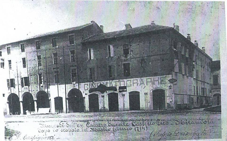 Palazzo_Ducale_del_castello_di_Mirandola_(inizio_XX_secolo)
